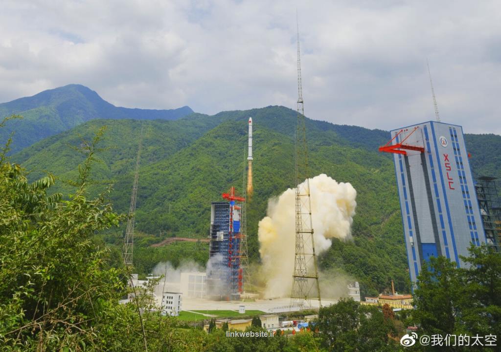 چین چهار ماهواره به فضا پرتاب كرد