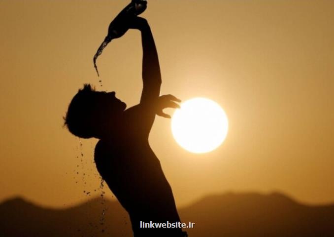 یک پنجم سال زیر تیغ فرابنفش ازون از ما محافظت می کند ولی نه همیشه