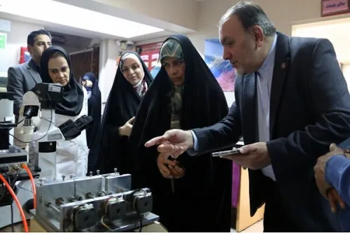 پژوهشگاه ملی سرطان با مراکز معتبر جهانی رقابت دارد